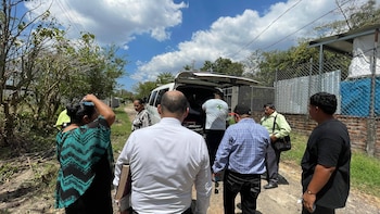 Terror en un cementerio: Doce