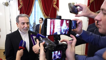 Araqchi critica las declaraciones de Aoun y le insta a "salvar" a Líbano de "su verdadero enemigo"