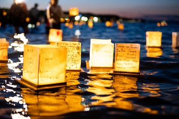 water lantern festival -México- 2 octubre