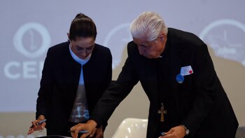 Sheinbaum firma el Compromiso por