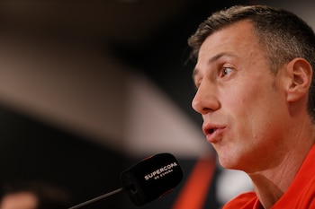 César Soto Grado, en rueda de prensa, dice estar cansado del caso Negreira. (EFE/Juan Carlos Cárdenas)