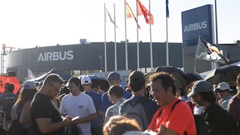 Los sindicatos "pausan" la huelga tras reunirse con Airbus pese a la votación realizada entre la plantilla