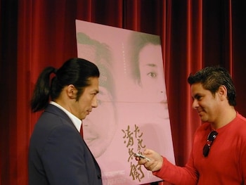 En entrevista con Hiroyiki Sanada, protagonista de The Twighlight Samurai./(Cortesía)