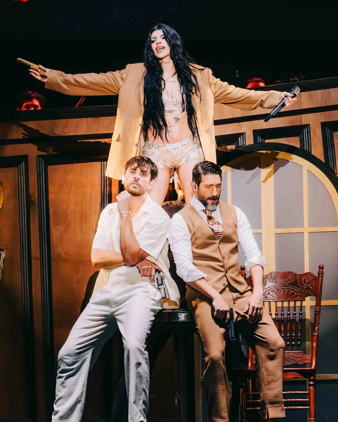 La artista combinó tango, trap y teatralidad en su gira ‘Linaje Tour’ que llegó por segunda vez a Lima. Foto: conciertosperu.