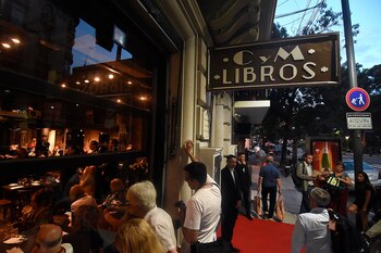 Reapertura librería Clásica y Moderna