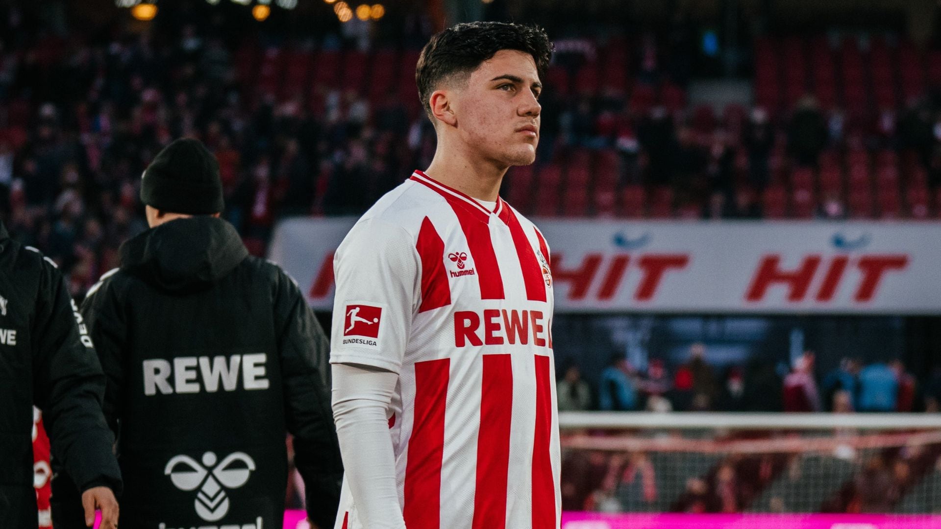 Felipe Chávez hizo su debut con el Colonia: entró de cambio en caída frente a RB Leipzig por Bundesliga