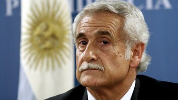 Dictaron falta de mérito para