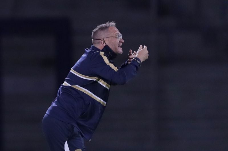 El estratega comandó a Pumas hasta la final del Guard1anes 2020 tras la salida de Michel González. (REUTERS/Henry Romero)