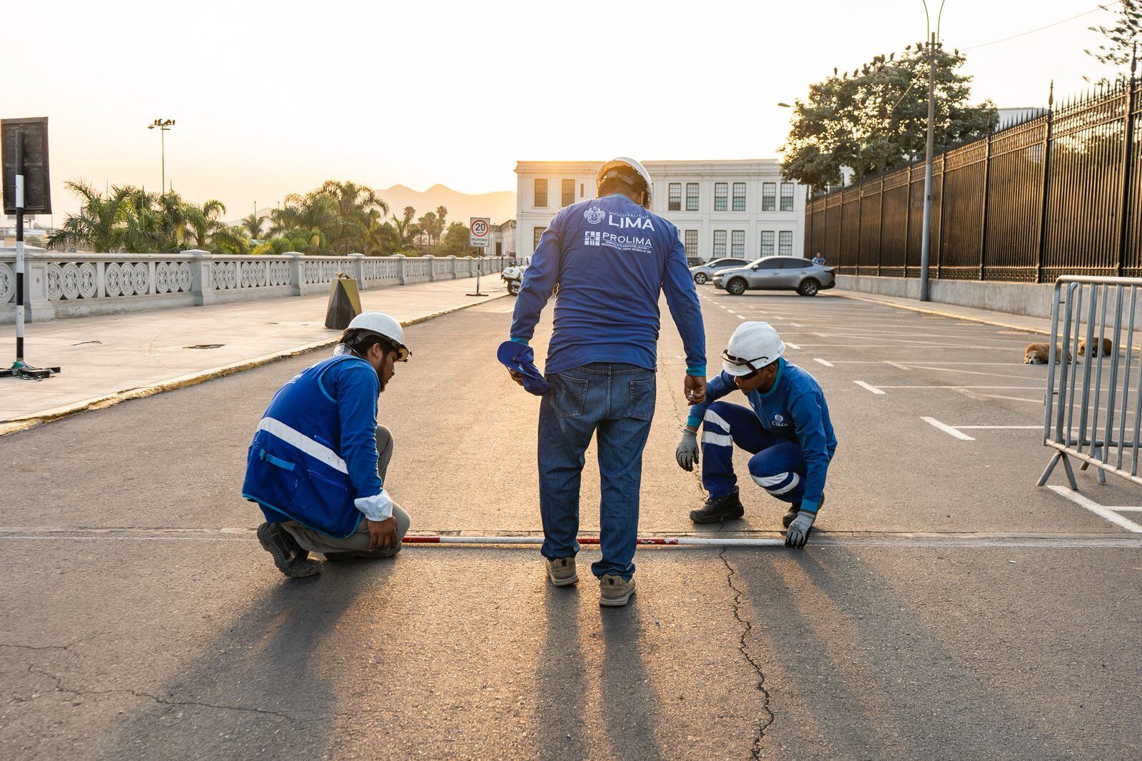 El programa municipal retomó un proyecto clave para documentar y sustentar la restitución del antiguo Arco del Puente. Difusión: PROLIMA