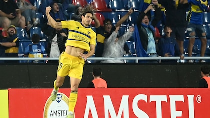 Con un golazo de Cavani, Boca venció 2-1 a Trinidense y dio un paso clave en la Copa Sudamericana