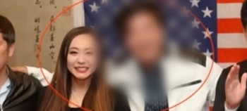 Qué se sabe de la exalcaldesa de California acusada de ser agente extranjera de China