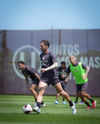Universitario de Deportes – Héctor Cúper – Fabián Bustos – Liga 1 – Perú – 30 septiembre