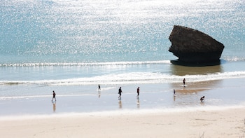 La Junta de Andalucía recomienda evitar el baño en estas dos playas de Huelva tras superar los límites permitidos de E. Coli