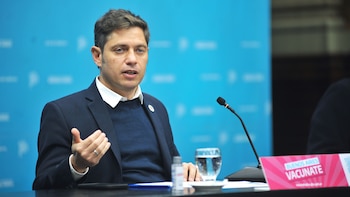 Por la baja de casos,