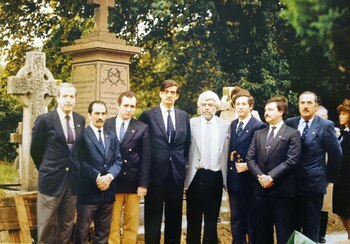 La comitiva en Southampton para repatriar los restos de Rosas