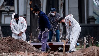 El reclamo de los sepultureros: