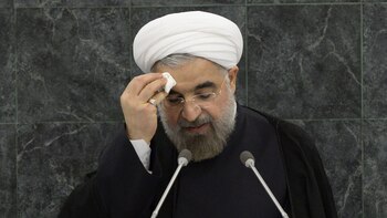 Irán prohíbe a Rohaní participar