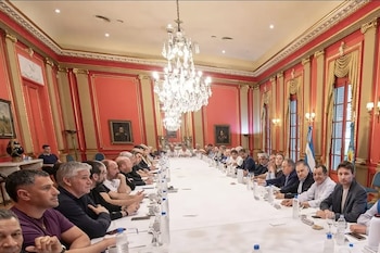 Reunión Axel Kicillof con intendentes del MDF