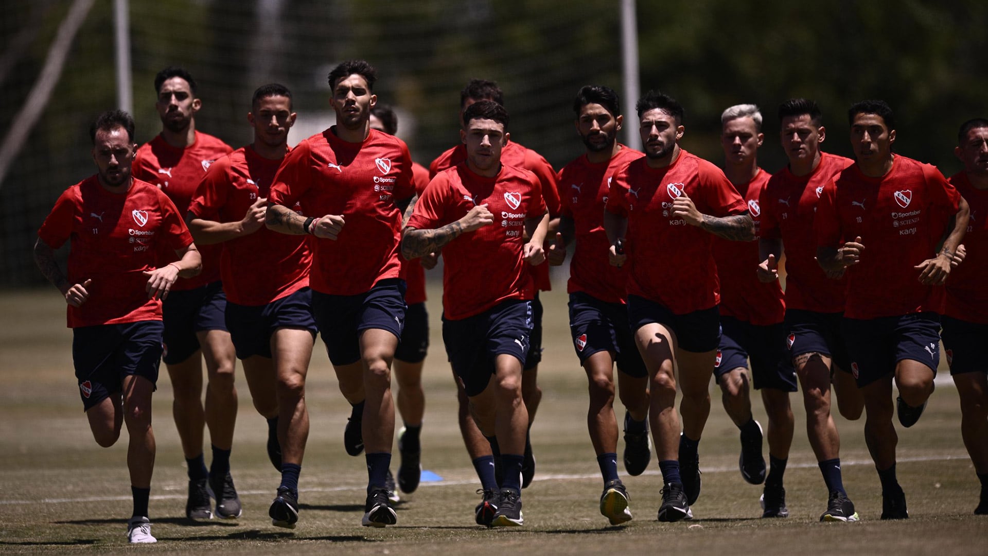 Ruiz, Lavagnino, Viollaz, Medina, Paredes y Vera son los jugadores que no viajaron a Uruguay de los que iniciaron la pretemporada en Villa Domínico