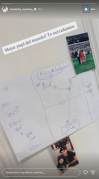 Captura de pantalla de una historia de Instagram con un dibujo infantil de una cancha de fútbol, mensajes manuscritos y dos fotografías