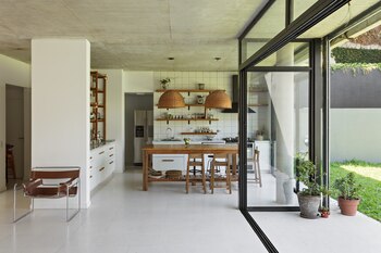 Las aberturas que permitan la