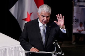 Fotografía de archivo del presidente de Panamá, José Raúl Mulino, en el acto donde fue proclamado presidente en Ciudad de Panamá (Panamá). EFE/ Bienvenido Velasco