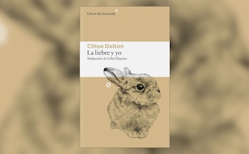 Cubierta de 'La liebre y yo', de Chloe Dalton.