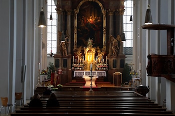 El origen del Miércoles Santo se remonta a los primeros siglos del cristianismo, con el calendario litúrgico ampliando su importancia a lo largo del tiempo
(AP Foto/Matthias Schrader, archivo)