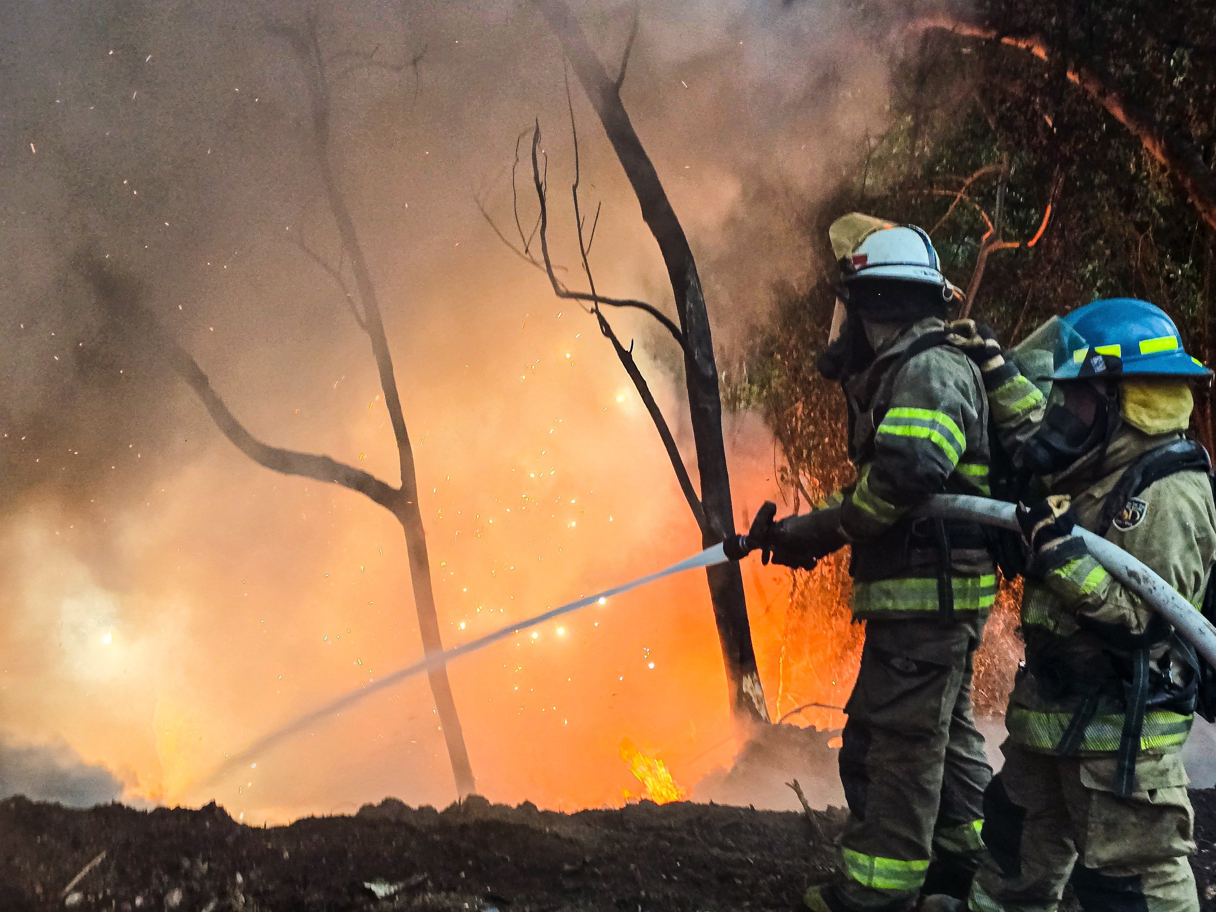 Varios incendios en San Vicente, Chalatenango y San Miguel activaron la respuesta del Cuerpo de Bomberos de El Salvador en distintos puntos del país. (Foto: Cuerpo de Bomberos)