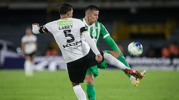 Esta es la regla que aplicó el árbitro para invalidar el gol de Internacional de Bogotá ante Atlético Nacional en el debut de James Rodríguez