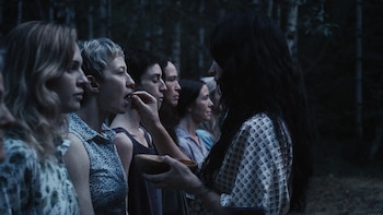 Una mujer superviviente del Holocausto que termina captada por una secta femenina: la historia real de la abuela del director Guy Nattiv que apunta a los Oscar