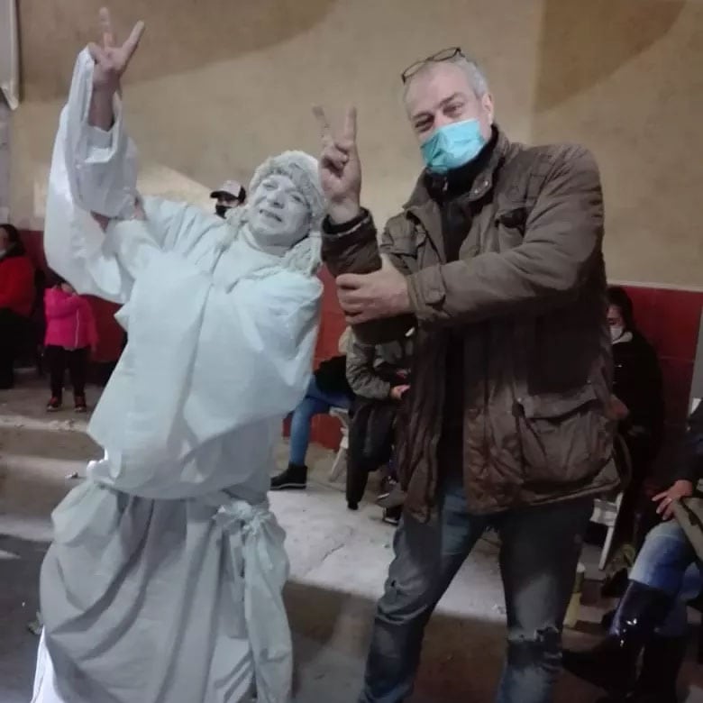 El artista impulsó la organización de los trabajadores callejeros y se postuló como candidato a concejal en 2019