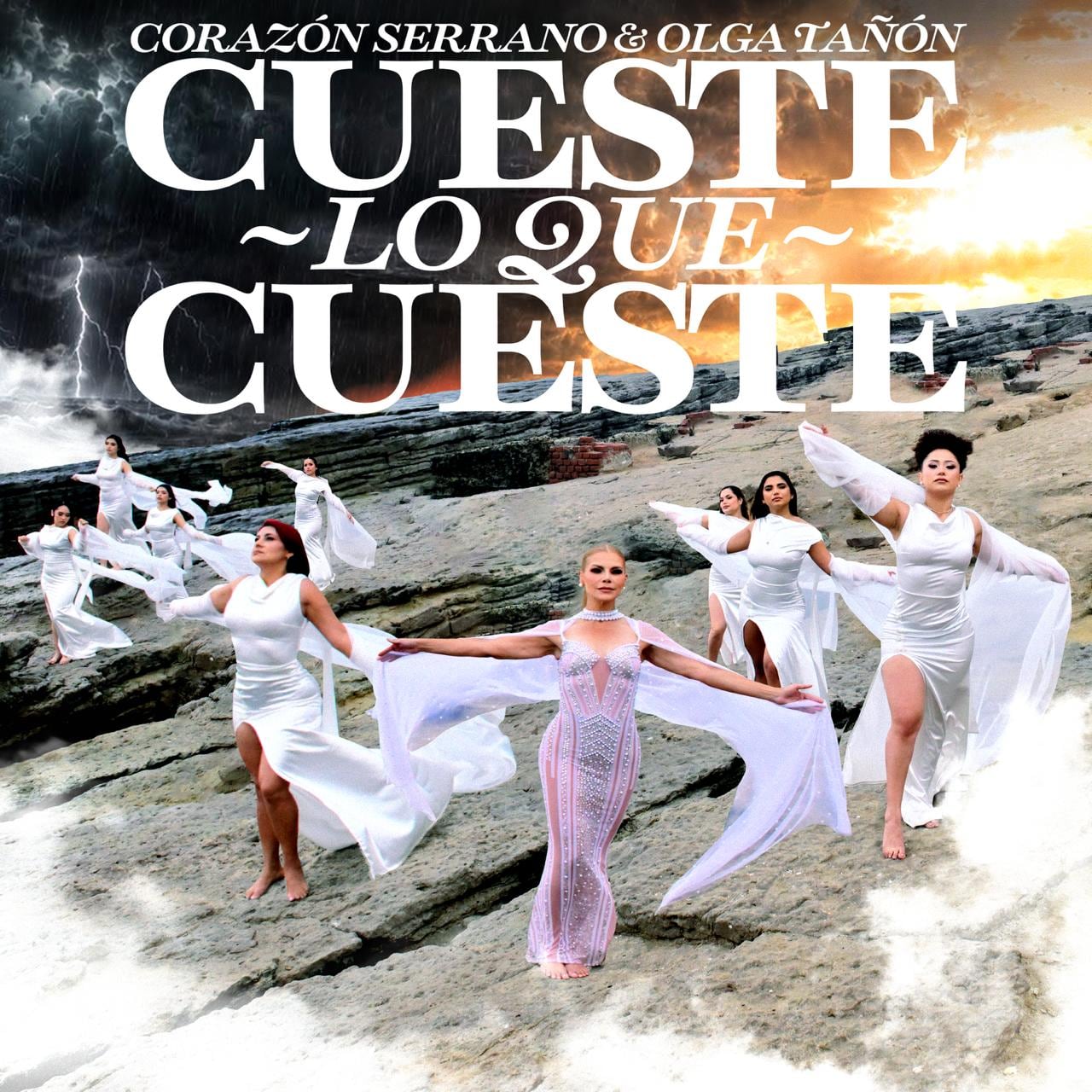 Olga Tañón y Corazón Serrano estrenaron 'Cueste lo que cueste' como su primera colaboración musical.