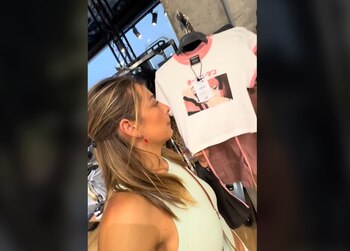 Marta Oliete en un Zara de Marruecos (@martiibu/TikTok)