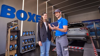 Un técnico realiza la inspección