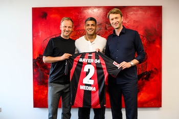 Bayer Leverkusen anunció la llegada de Facundo Medina