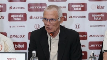Héctor Cúper en su presentación como nuevo DT de Universitario: “No consulté a nadie para aceptar el reto y vengo a trabajar desde cero”
