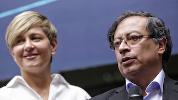 Gustavo Petro salió en defensa de su exesposa Verónica Alcocer y anunció demandas: “Viene a limpiarse sus uñas con mi honradez”