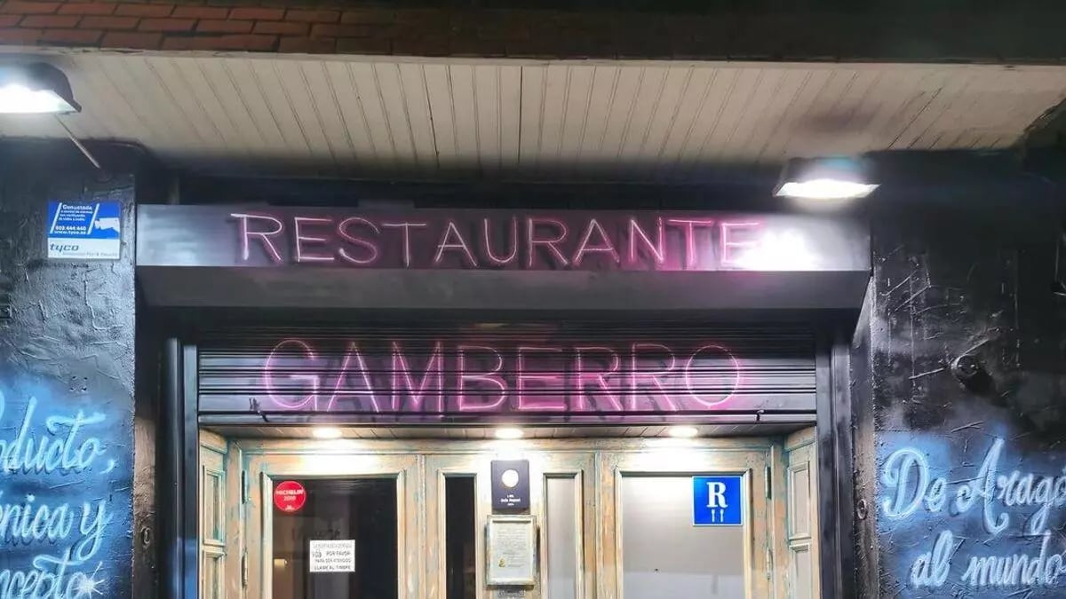 El robo de un icónico patito de goma en el restaurante Gamberro de Zaragoza, recomendado por la Guía Michelin, generó revuelo en redes sociales (Gamberro)