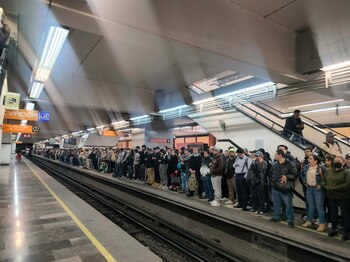 Avance en tiempo real de las diversas líneas de la red de transporte público capitalino.