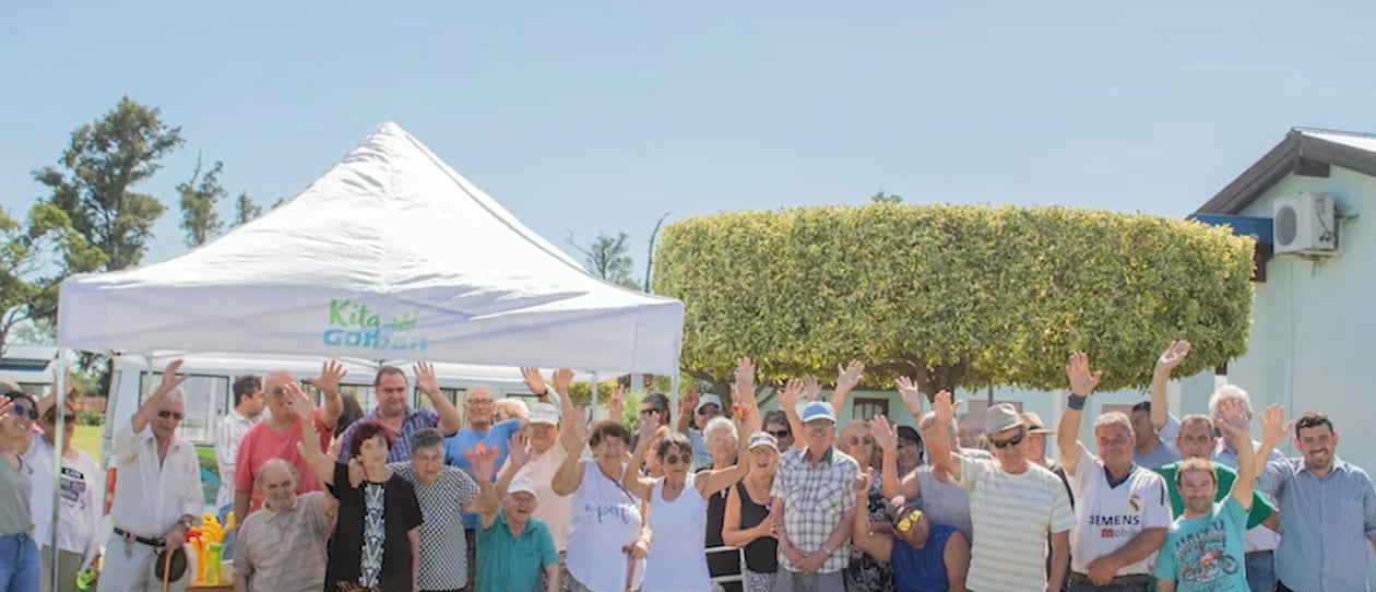 El modelo de viviendas compartidas para adultos mayores busca reducir la soledad y sostener una vida independiente con acompañamiento (Infobae en Vivo)