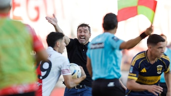 La frase de Coudet sobre el penal que reclamó River ante Boca en el final del Superclásico: la comparación que alimentó la polémica