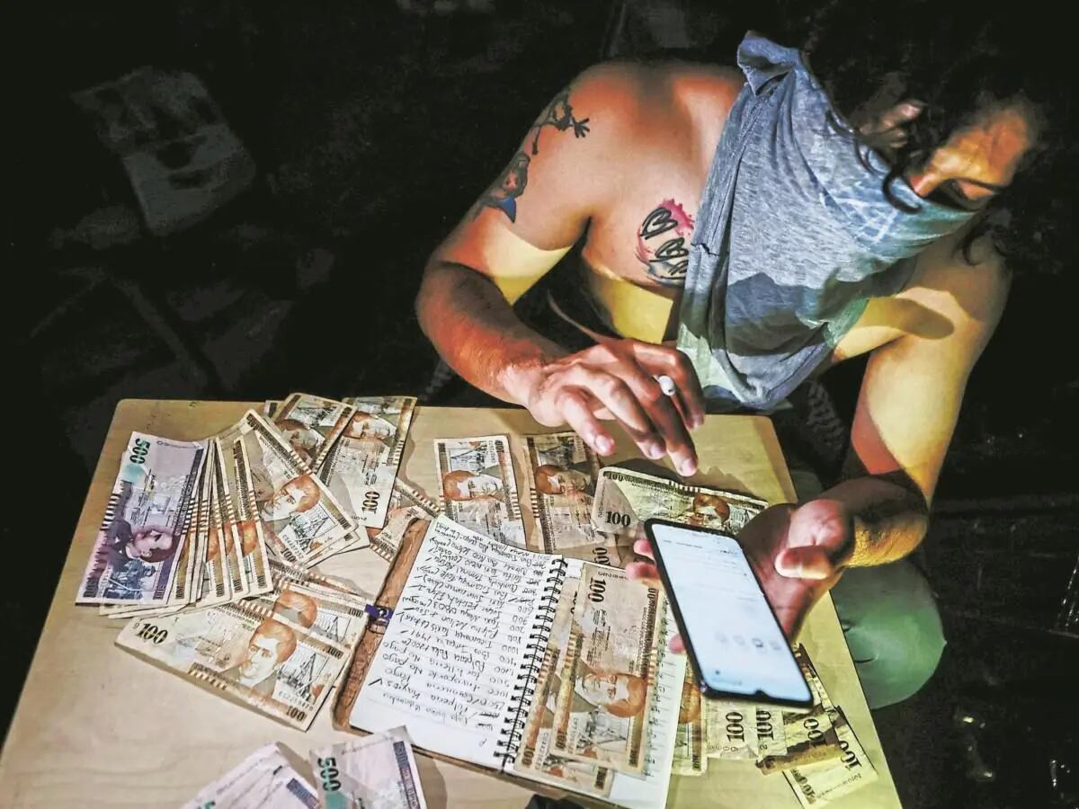 Las bandas criminales exigen millones de lempiras anuales en extorsiones, incrementando la precariedad financiera del sector transporte.