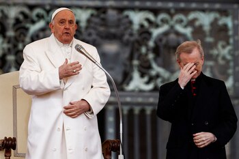 El Papa Francisco habla durante