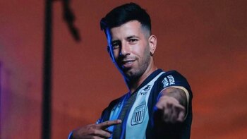 Pablo Ceppelini se mantendrá en La Victoria por dos temporadas. - Crédito: Alianza Lima