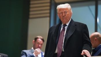 Trump evita pronunciarse sobre si