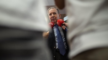 Edmundo González advierte de que