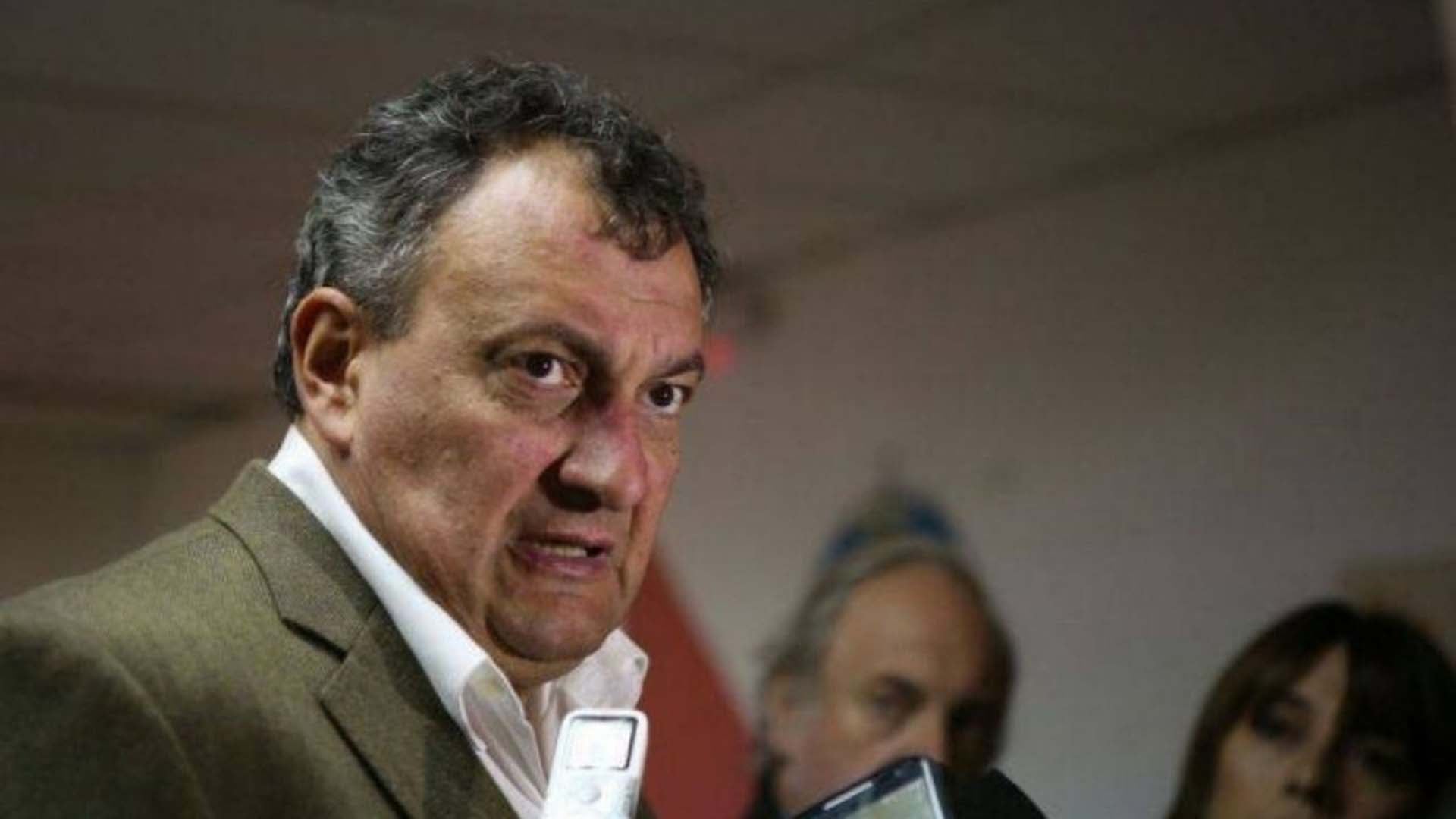 Gennuso es ingeniero nuclear, trabajó en el Instituto Balseiro y participó en la puesta en marcha de reactores nucleares en distintas partes del mundo