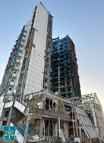 Uno de los edificios bombardeados