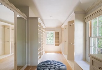 Emma Roberts vende casa